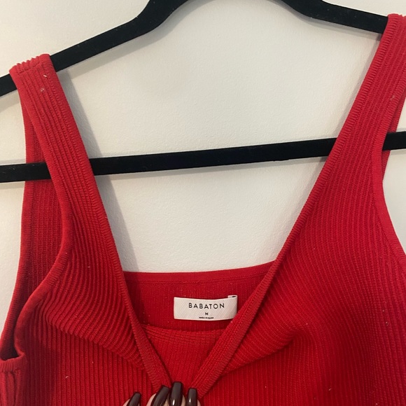 Aritzia babaton sculpt knit tank. - Picture 2 of 3